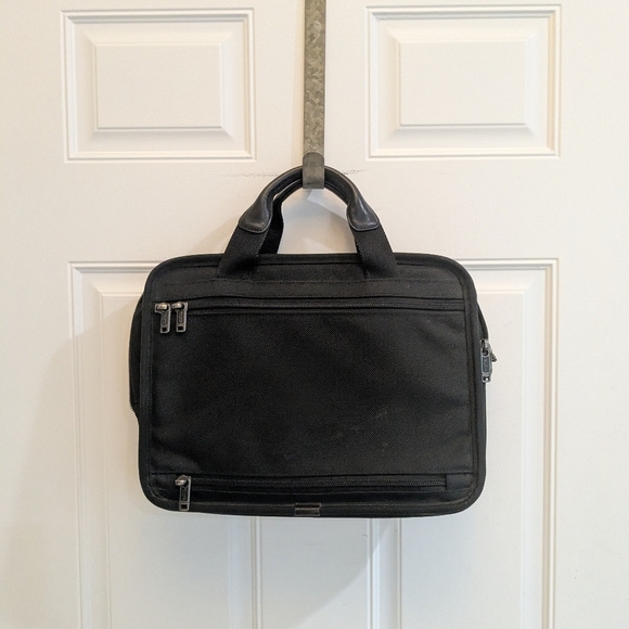 Tumi Alpha Nylon Expandable Laptop Bag - Picture 6 of 6